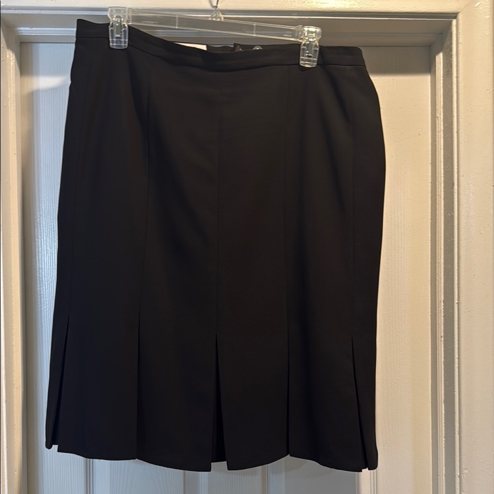 Jones Studio Elegant Black Mini Skirt